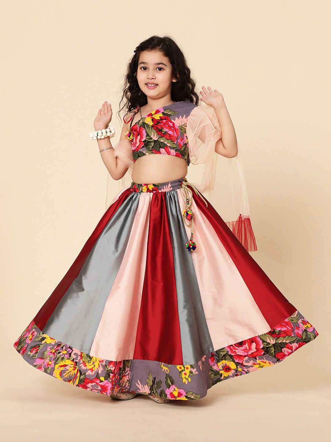 

A T U N Girls Grey & Maroon Printed Ready to Wear Lehenga & Blouse With Dupatta