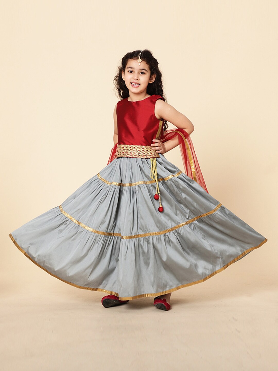 

A T U N Girls Maroon & Grey Ready to Wear Lehenga & Blouse With Dupatta