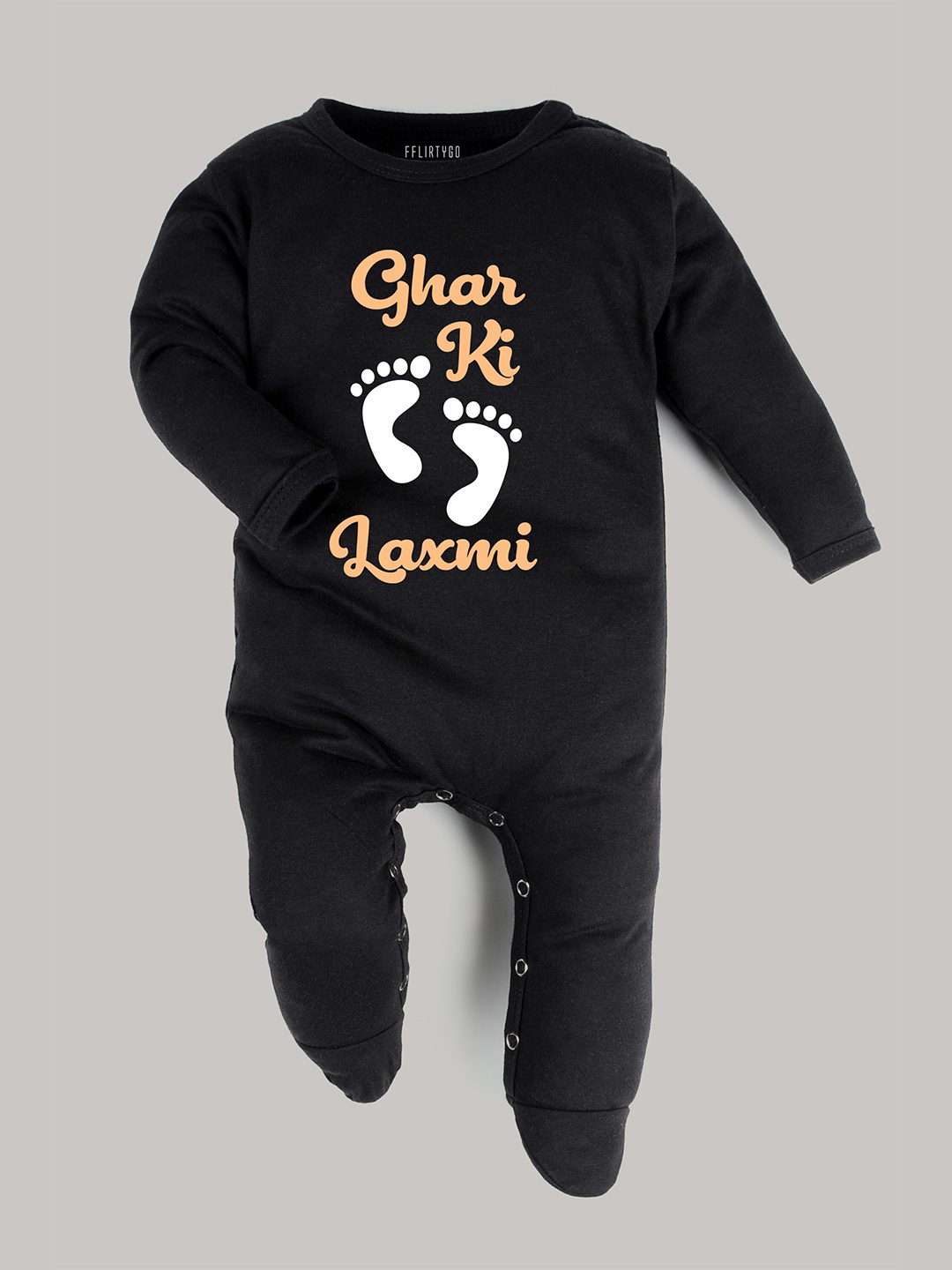 

FFLIRTYGO Kids Black & White Printed Pure Cotton Sleepsuit