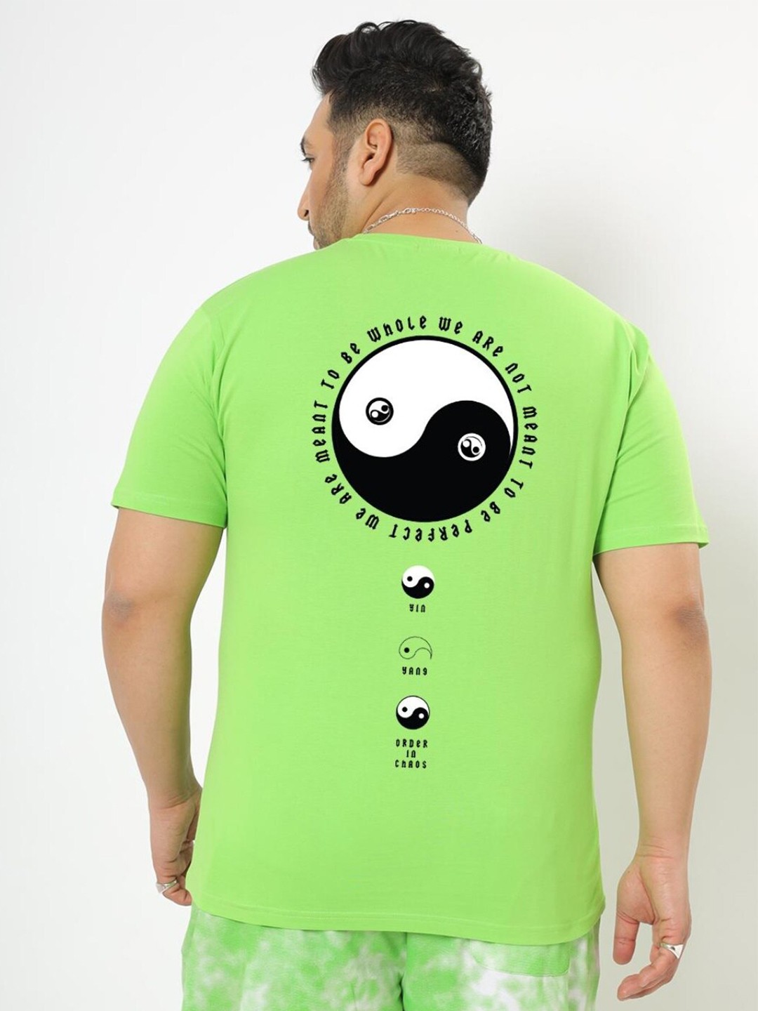

Bewakoof Plus Men Green Printed Cotton Plus Size T-shirt