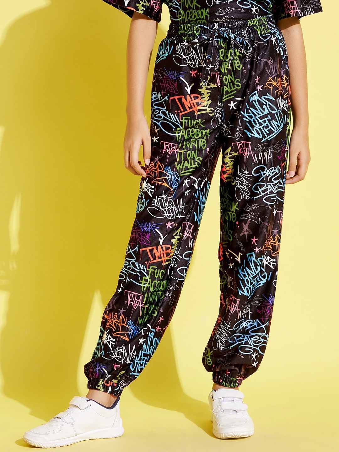 

Noh.Voh - SASSAFRAS Kids Girls Black Printed Joggers