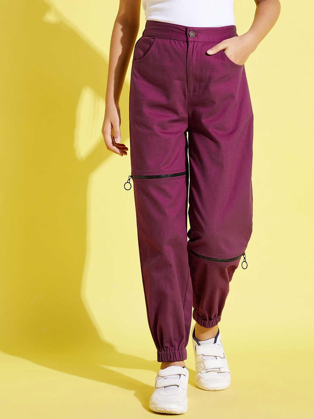 

Noh.Voh - SASSAFRAS Kids Girls Burgundy Solid Pure Cotton Joggers
