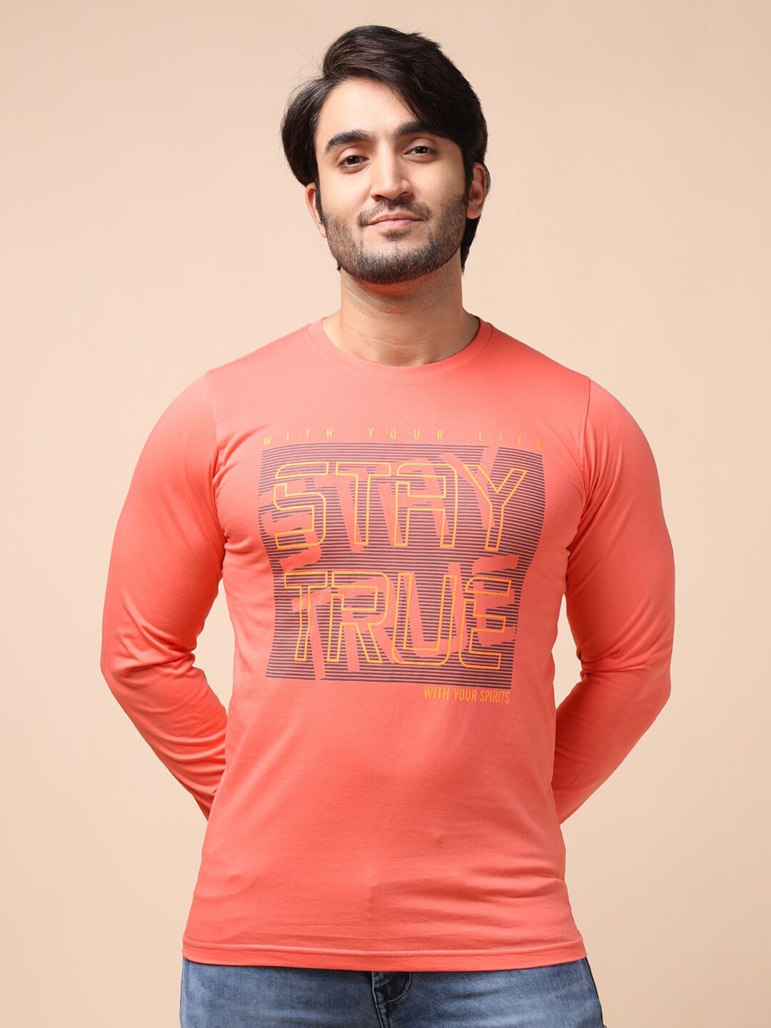 

berry blues Men Typography Printed Cotton T-shirt, Pink
