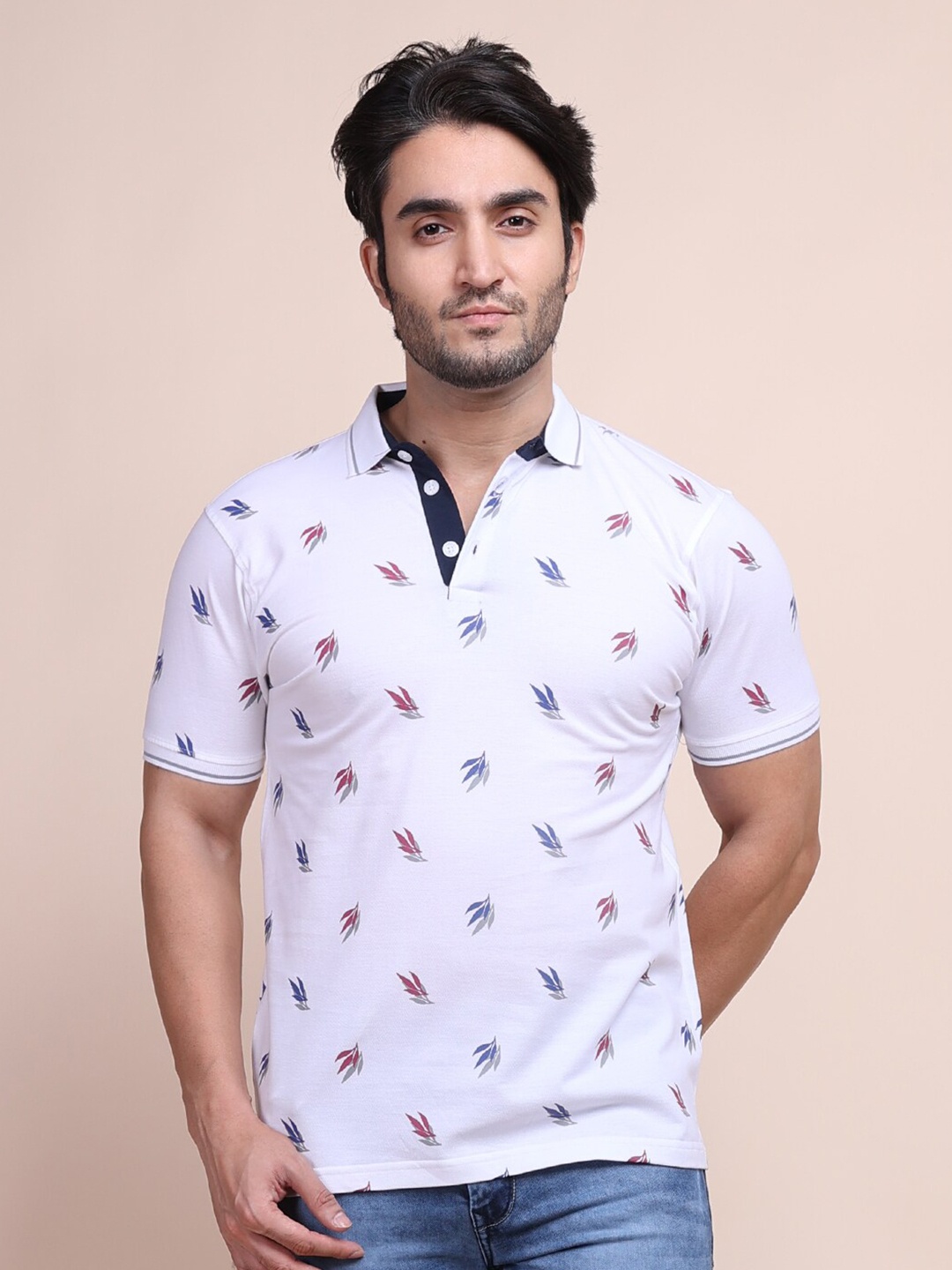 

berry blues Men Printed Polo Collar Cotton T-shirt, White