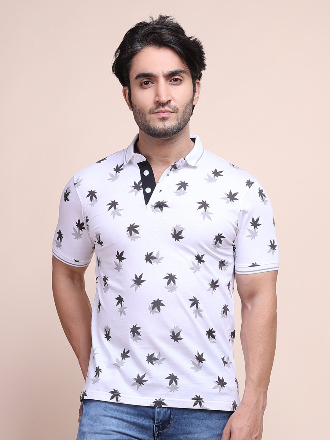 

berry blues Men Printed Polo Collar Cotton T-shirt, White
