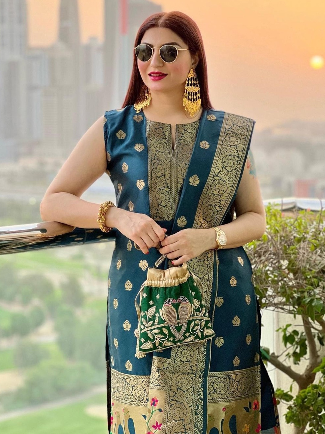 

BEATITUDE Women Blue Ethnic Motifs Printed Kurti with Trousers & With Dupatta
