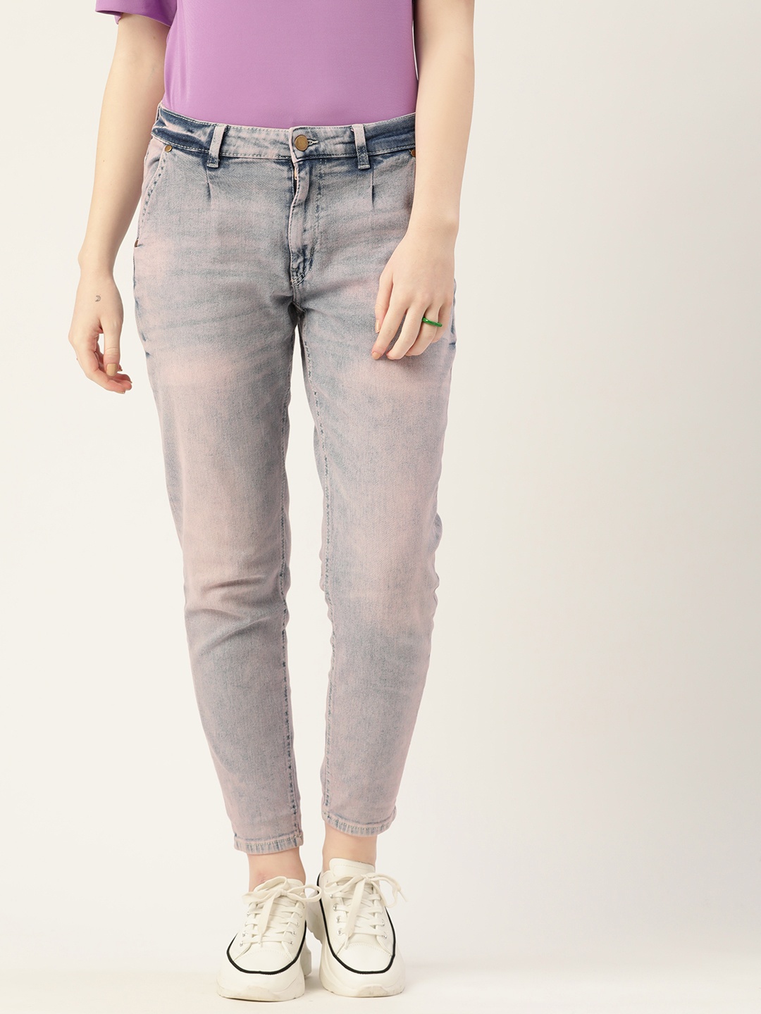 

DressBerry Women Blue Highly Distressed Heavy Fade Stretchable Mom Fit Jeans