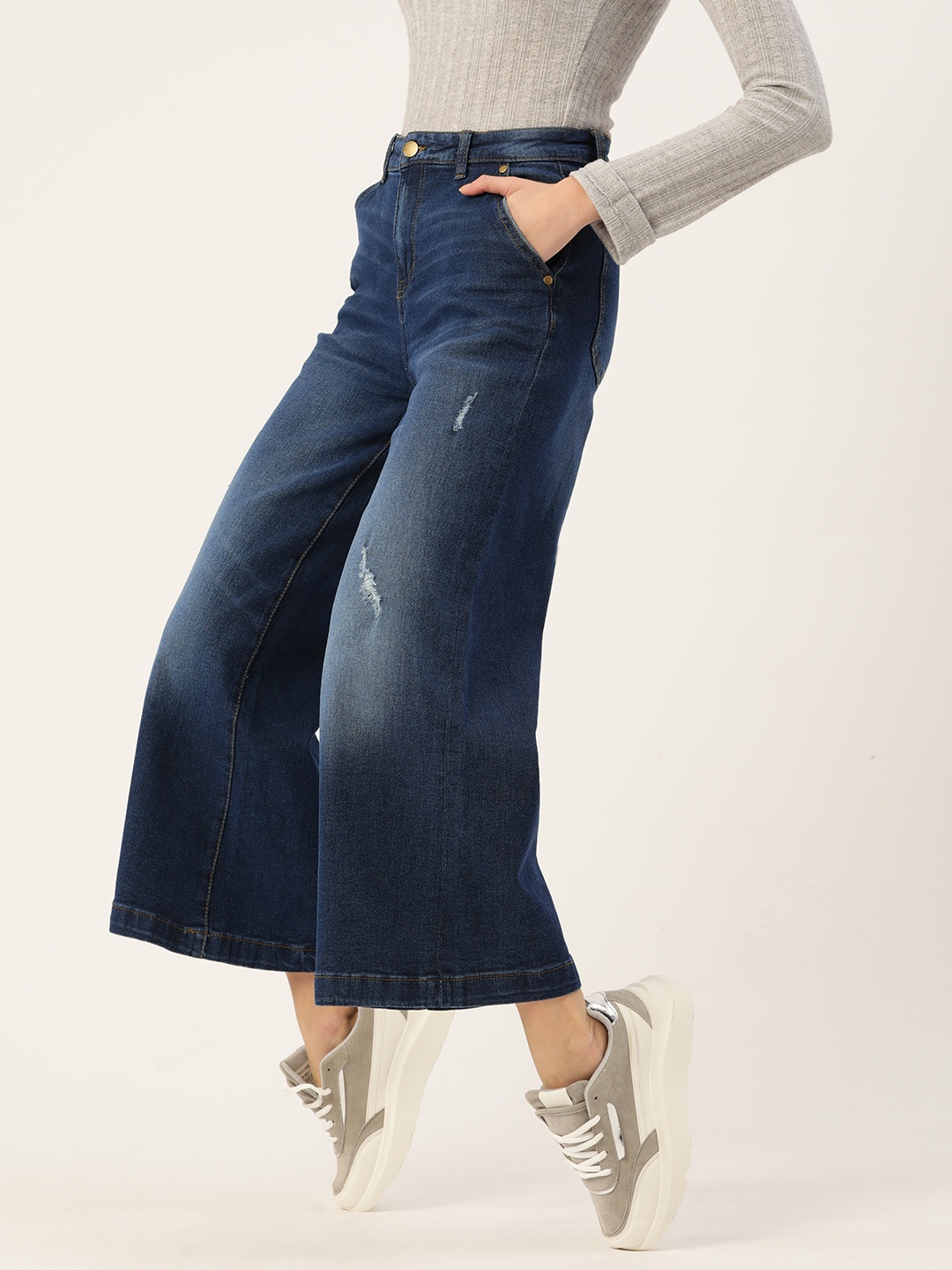 

DressBerry Women Blue Wide Leg Mildly Distressed Light Fade Jeans
