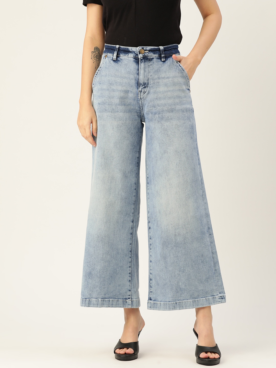 

DressBerry Women Blue Wide Leg Light Fade Stretchable Jeans