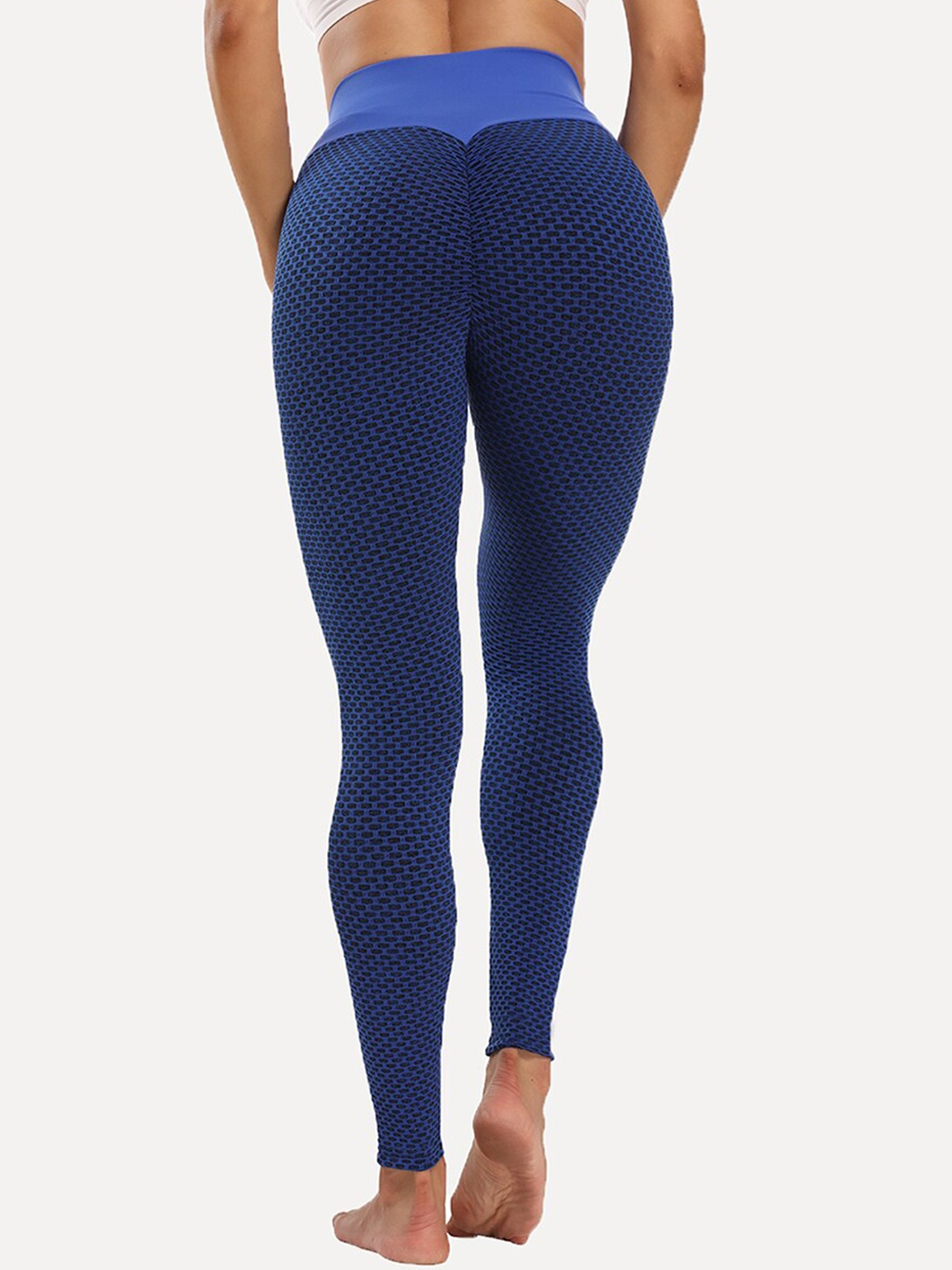 

URBANIC Women Blue Solid Gym Tights