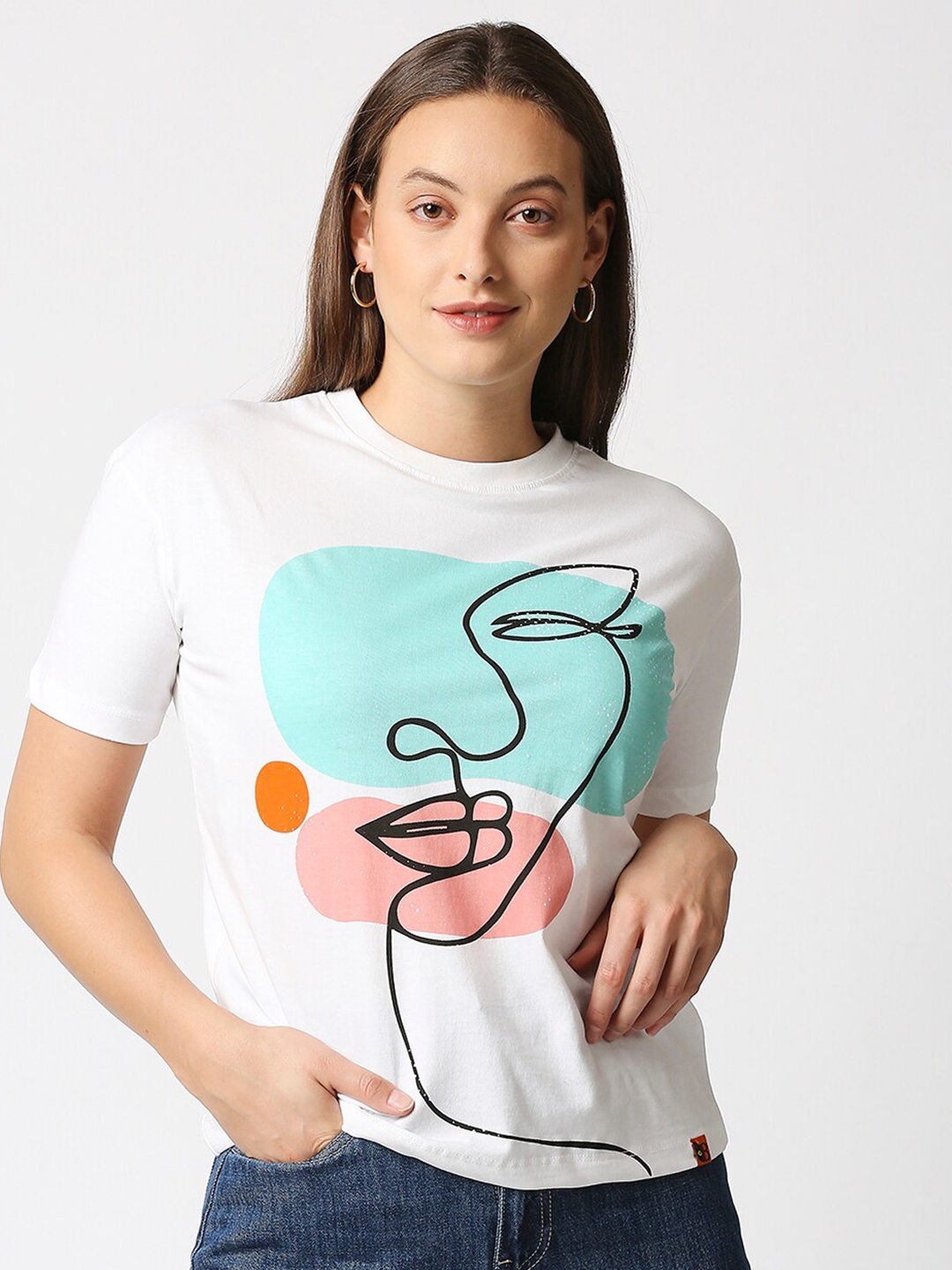 

BLAMBLACK Women Round neck Regular T-Shirt White Color Printed Regular sleeves