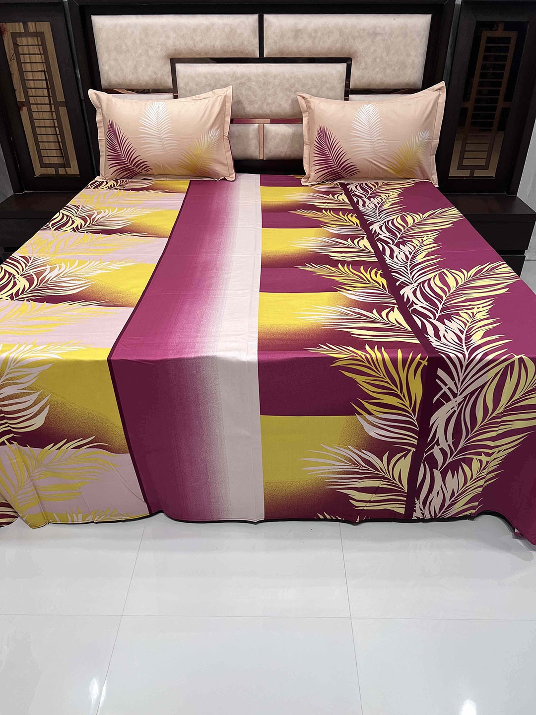 

Pure Decor Maroon & Yellow Floral 380 TC King Bedsheet with 2 Pillow Covers