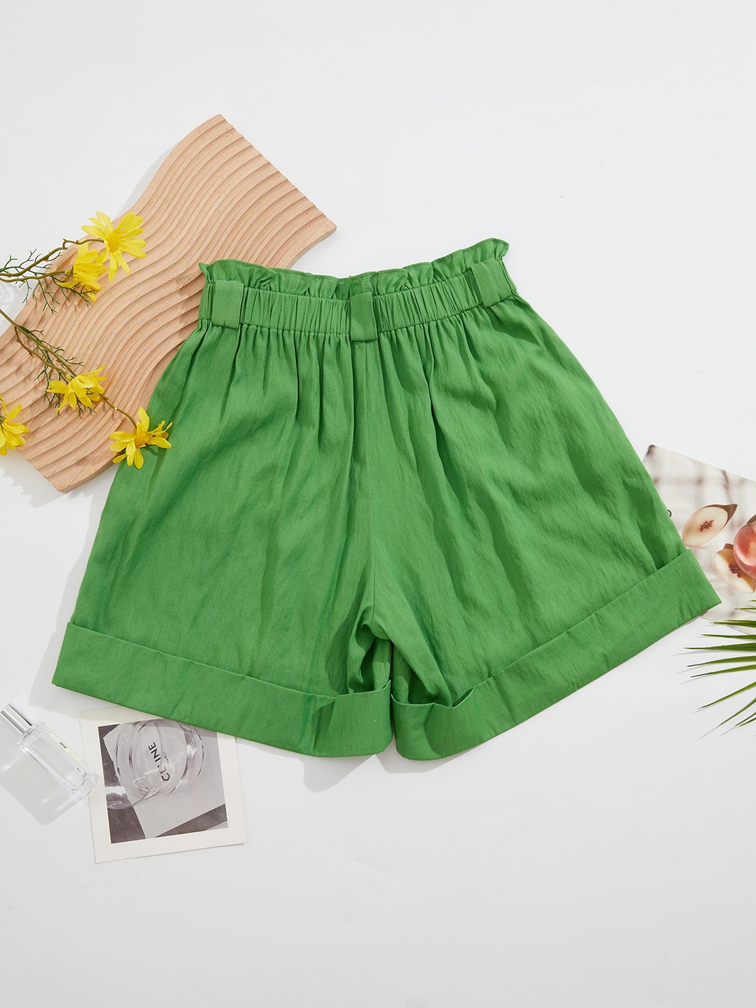 

URBANIC Women Green Wide leg Shorts