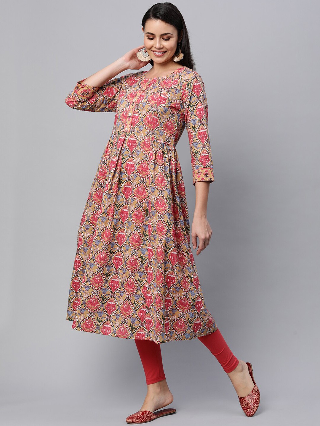 

KAMI KUBI Women Pink Floral Printed Cotton Anarkali Kurta