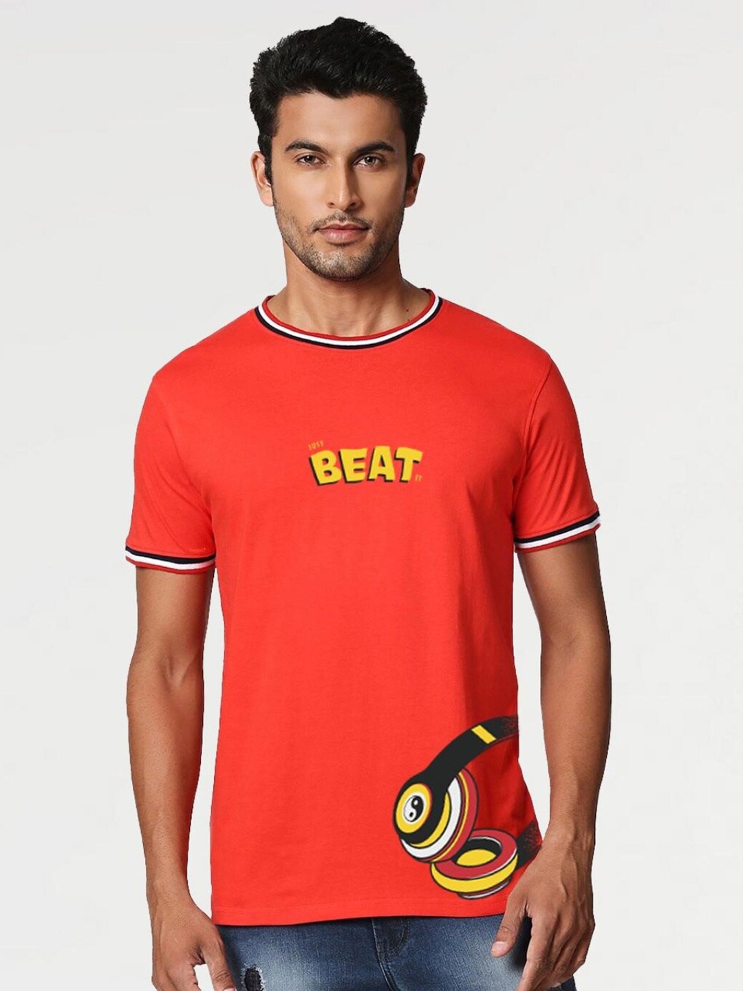 

Bewakoof Men Red Printed Raw Edge T-shirt