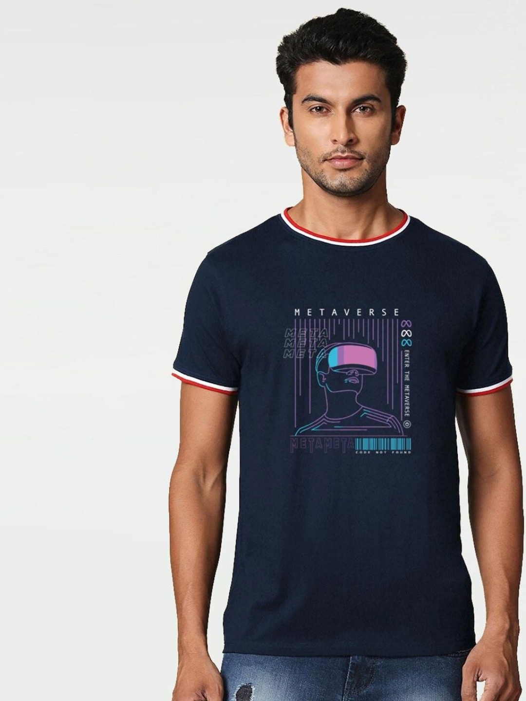 

Bewakoof Men Black Printed Applique T-shirt