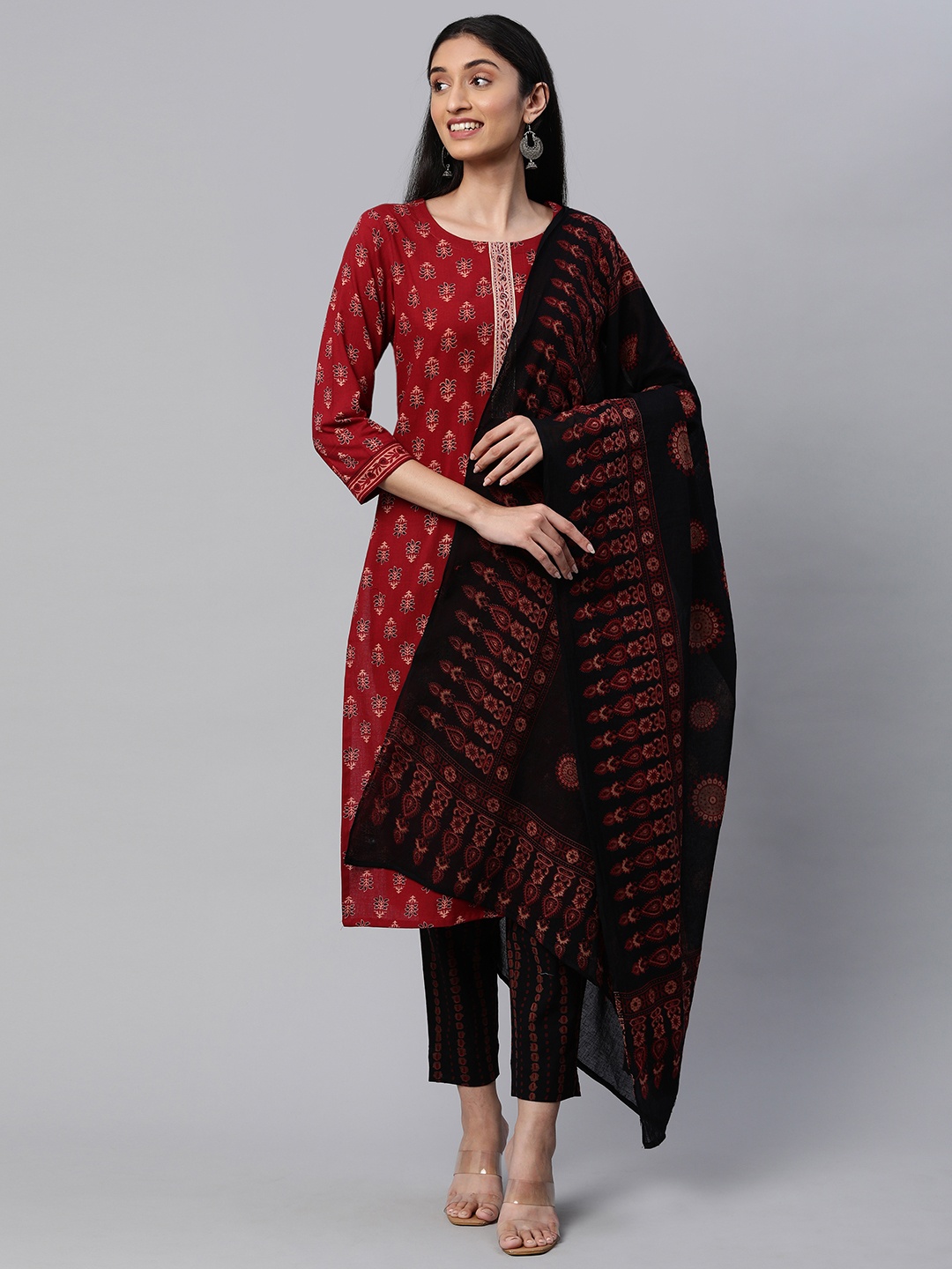 

KAMI KUBI Maroon & Black Printed Pure Cotton Unstitched Dress Material