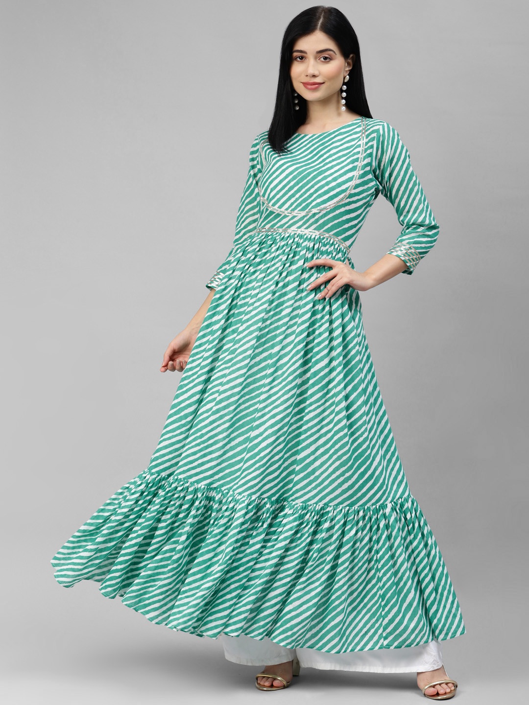 

MBE Women Sea Green & White Leheriya Printed Pure Cotton Gotta Patti Anarkali Kurta