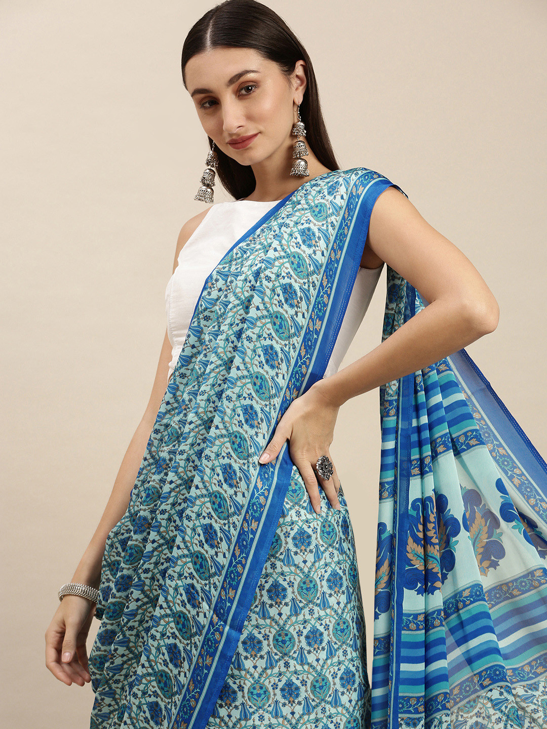 

RACHNA Blue Ethnic Motifs Printed Chiffon Saree with Blouse