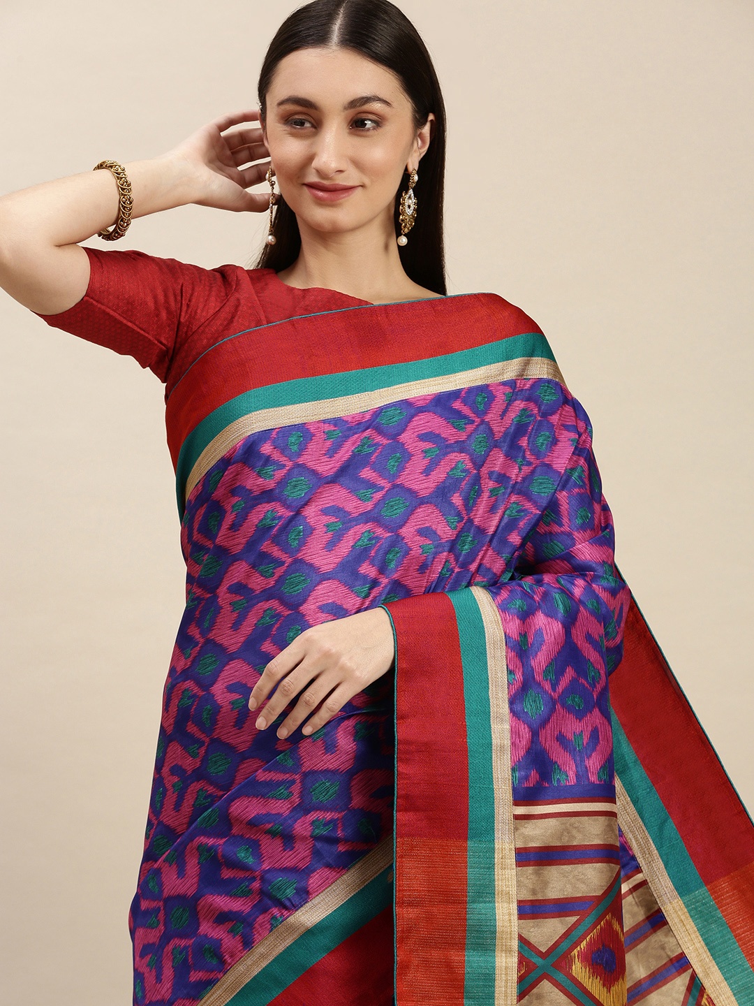 

RACHNA Navy Blue & Pink Abstract Printed Saree