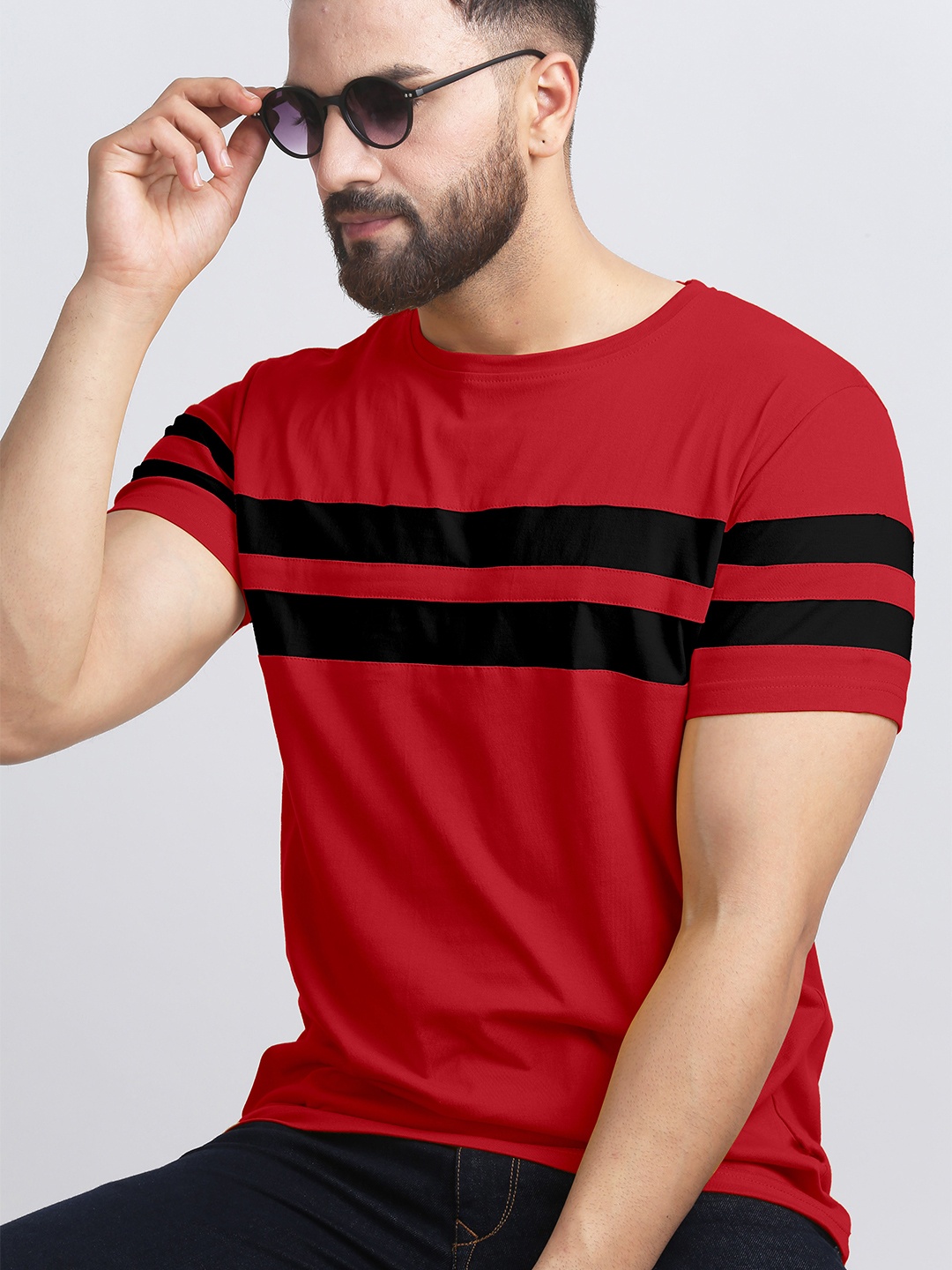 

AUSK Men Maroon Striped T-shirt with Mask