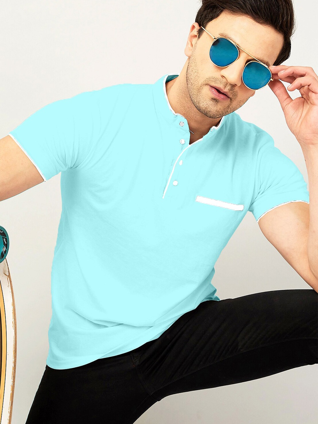 

AUSK Men Sea Green Mandarin Collar T-shirt