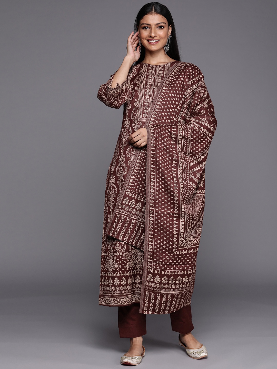 

Inddus Maroon & Beige Printed Woven Pashmina Winter Wear Unstitched Dress Material