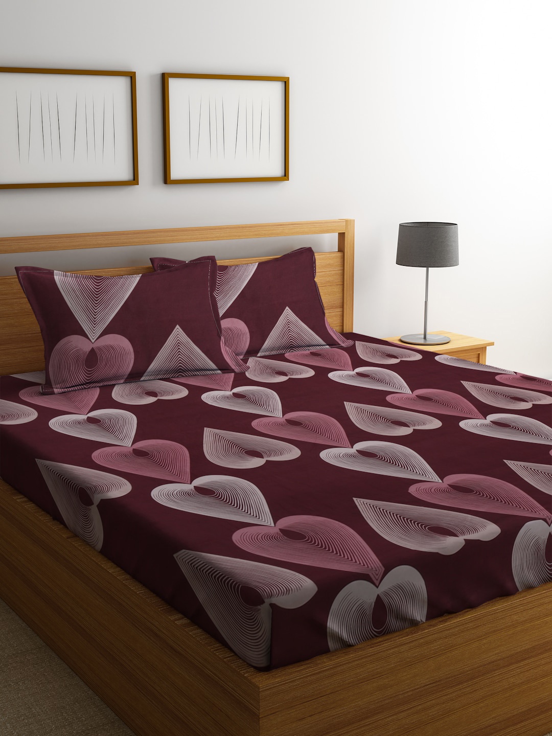 

SOKNACK Maroon & Pink Geometric 300 TC Queen Bedsheet with 2 Pillow Covers