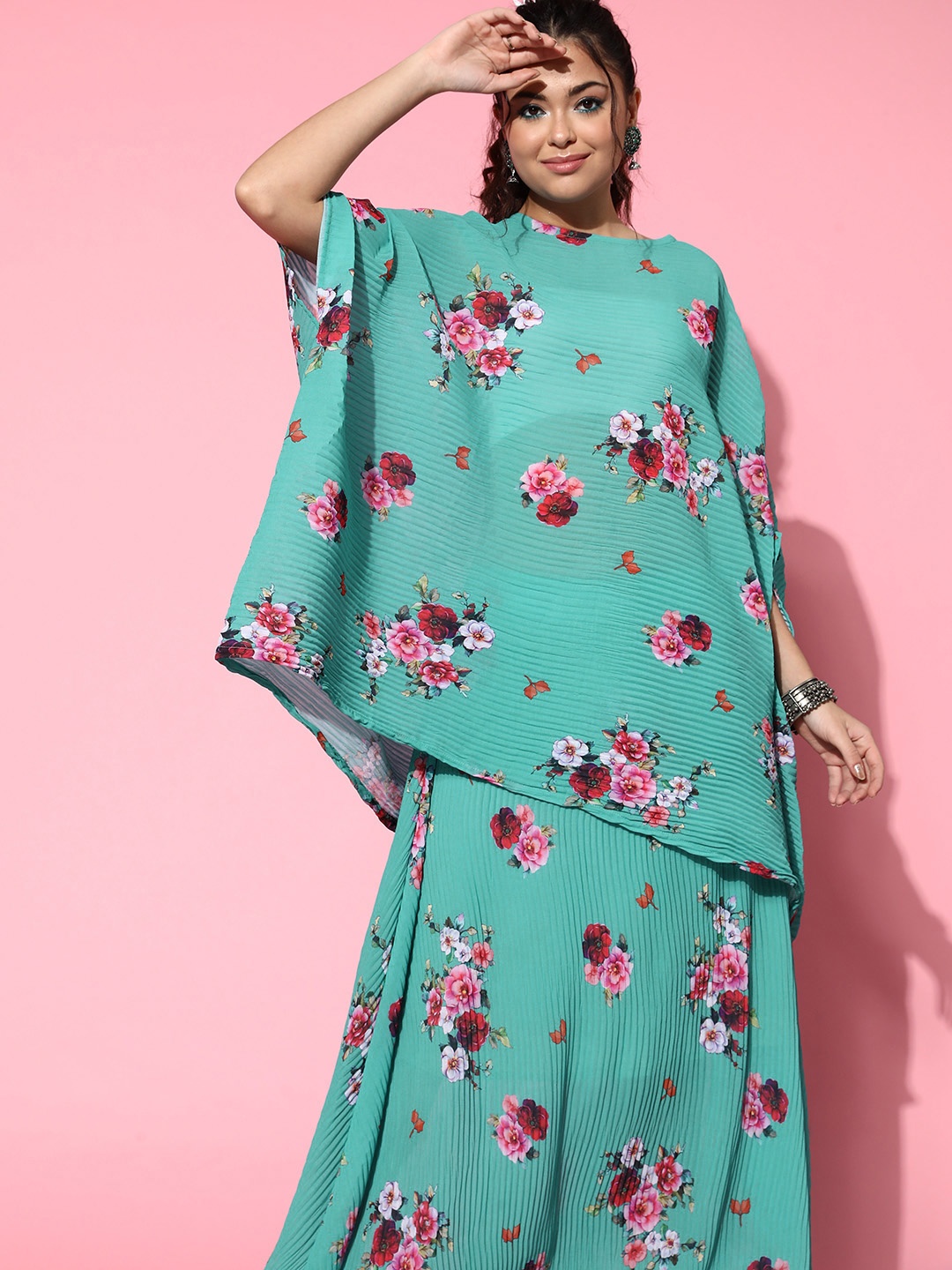

InWeave Classy Blue Floral Plisse Top