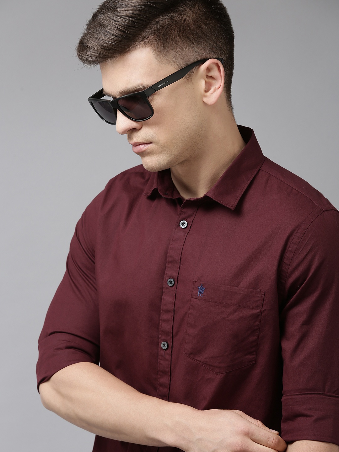 

French Connection Men Maroon Solid Classic Slim Fit Pure Cotton Casual Shirt