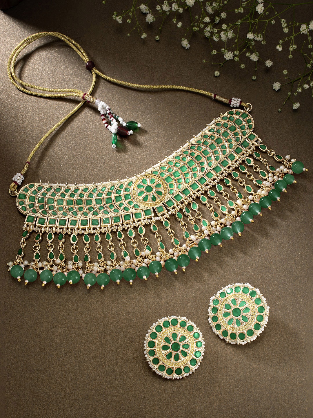 

Peora Green Kundan Stone Studded Gold-Plated Traditional Jewellery Set