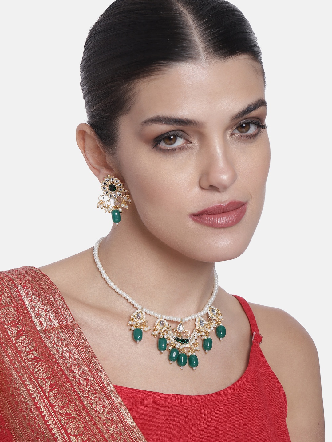 

Peora Gold-Plated & Green Kundan Studded Jewellery Set