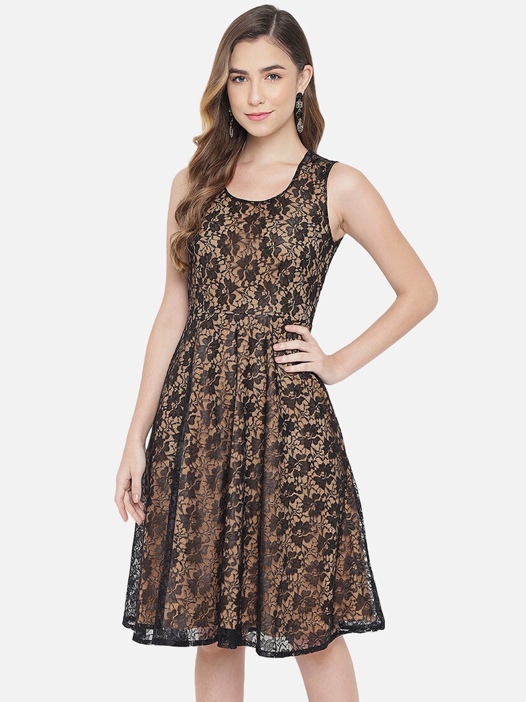 

Just Wow Black & Beige Lace Midi Dress