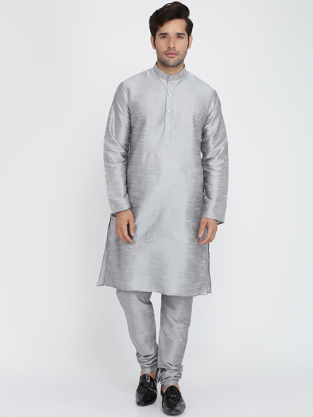 

ROYAL KURTA Men Silver-Toned Kurta