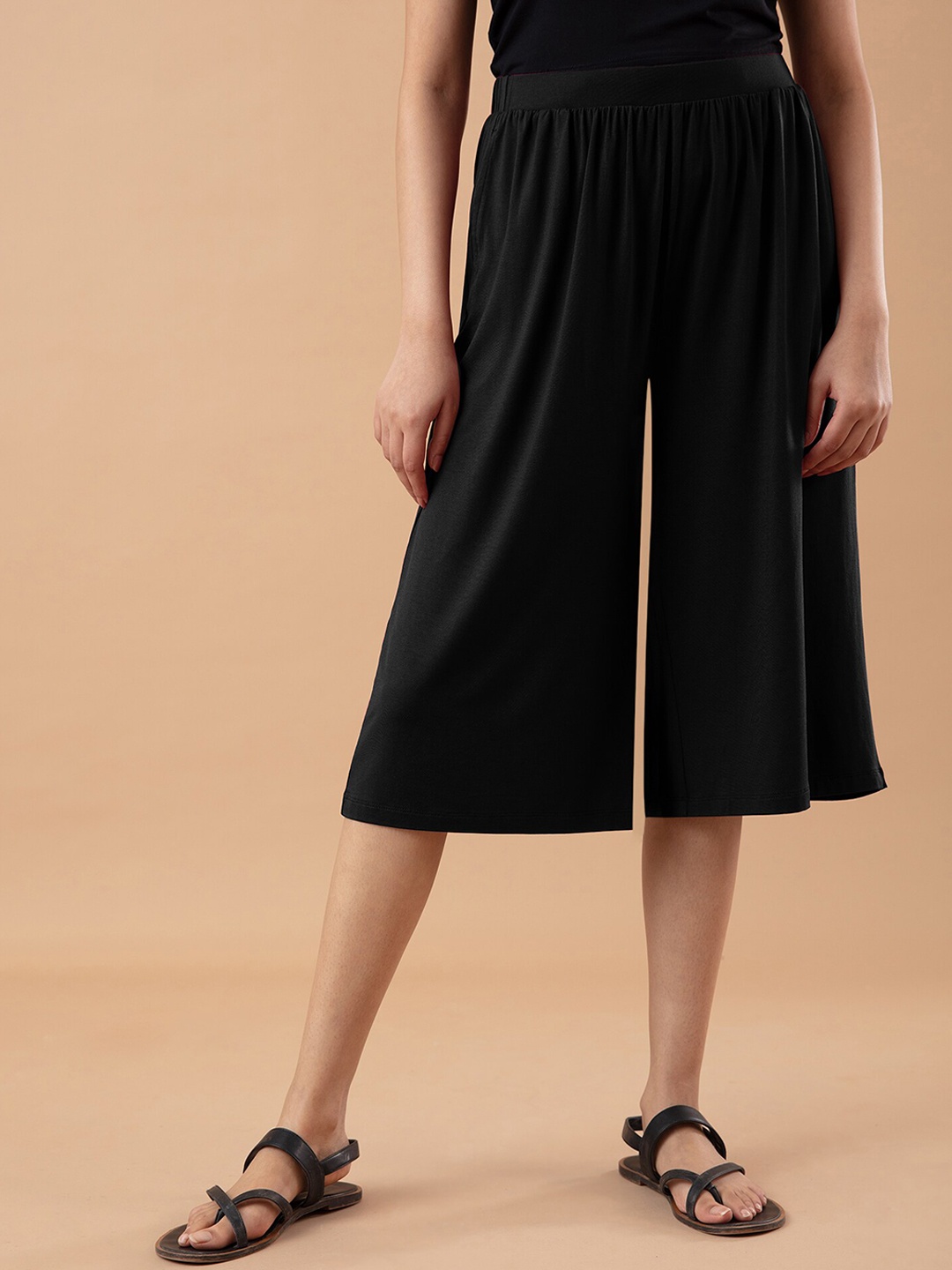 

Nykd Women Black Flared Easy Wash Pleated Culottes Cotton Trousers