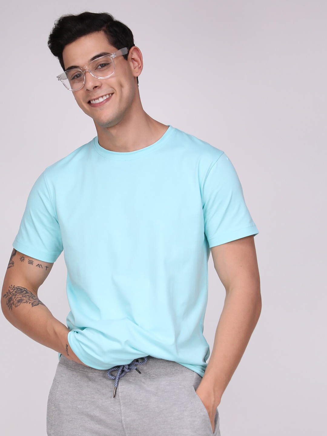 

SPORTO Men Blue 4-Way Stretch Wrinkle-Free T-shirt