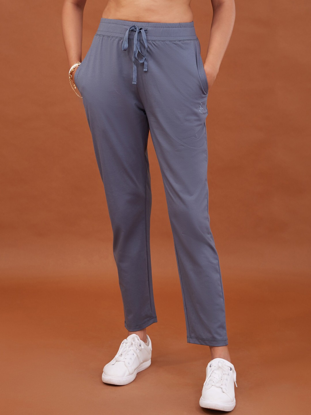 

Nykd Women Grey Solid Track Pants