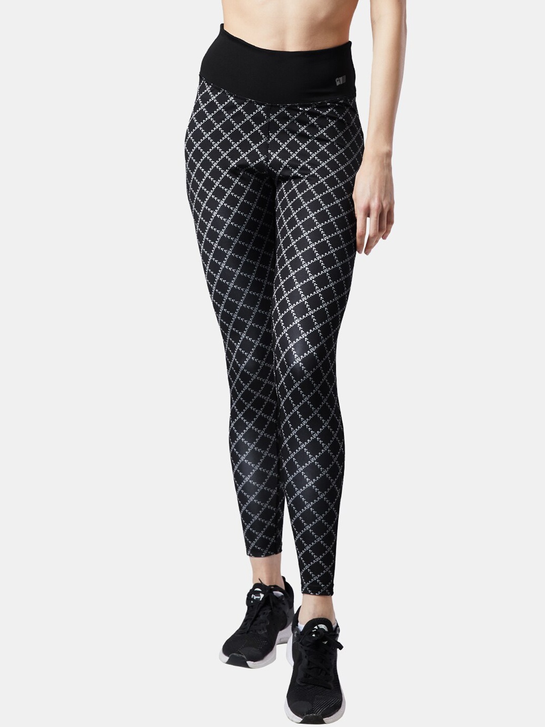 

The Souled Store Women Black Printed Tights
