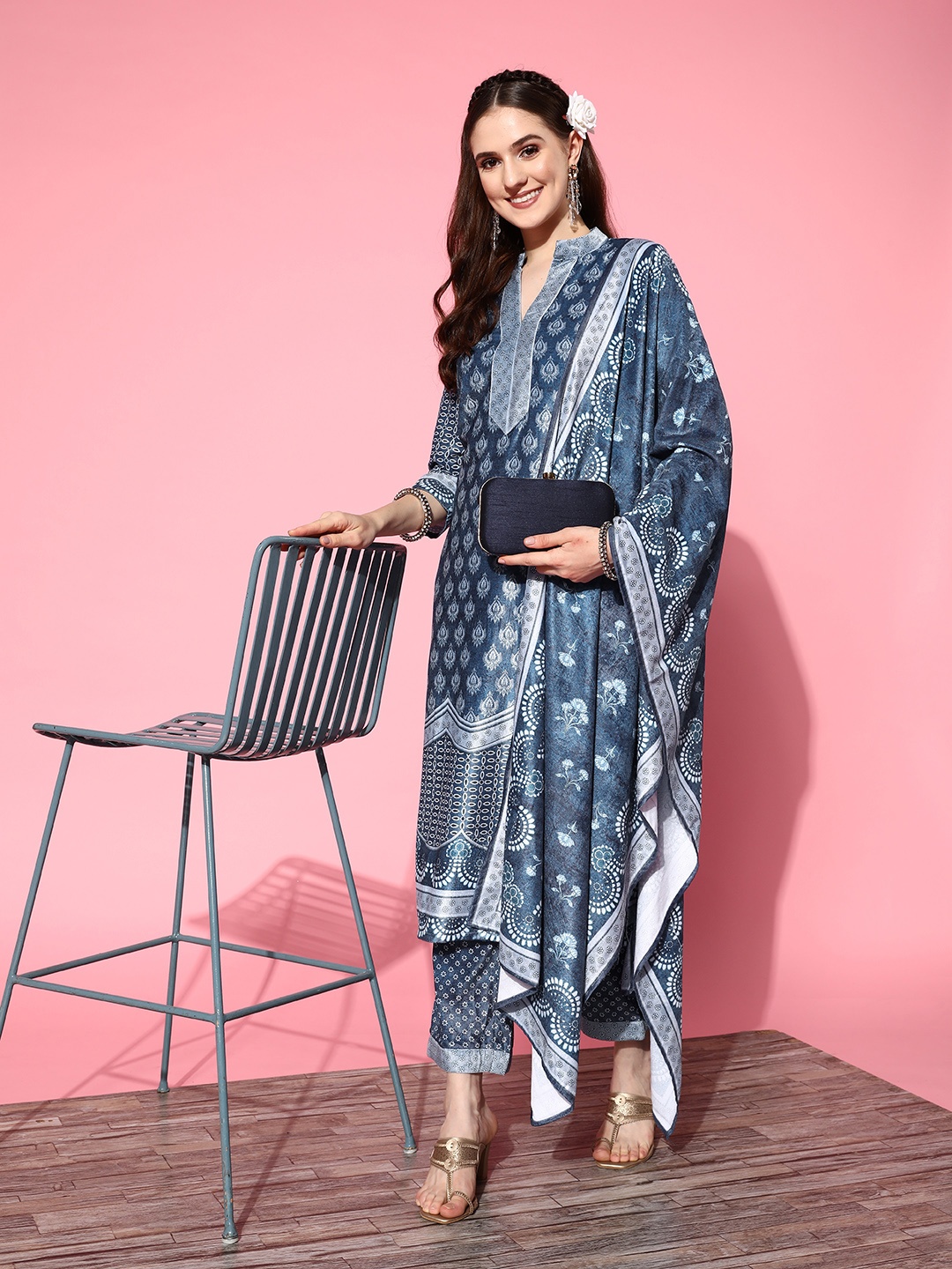 

Libas Blue & White Ethnic Motifs Print Velvet Kurta with Palazzos & Dupatta