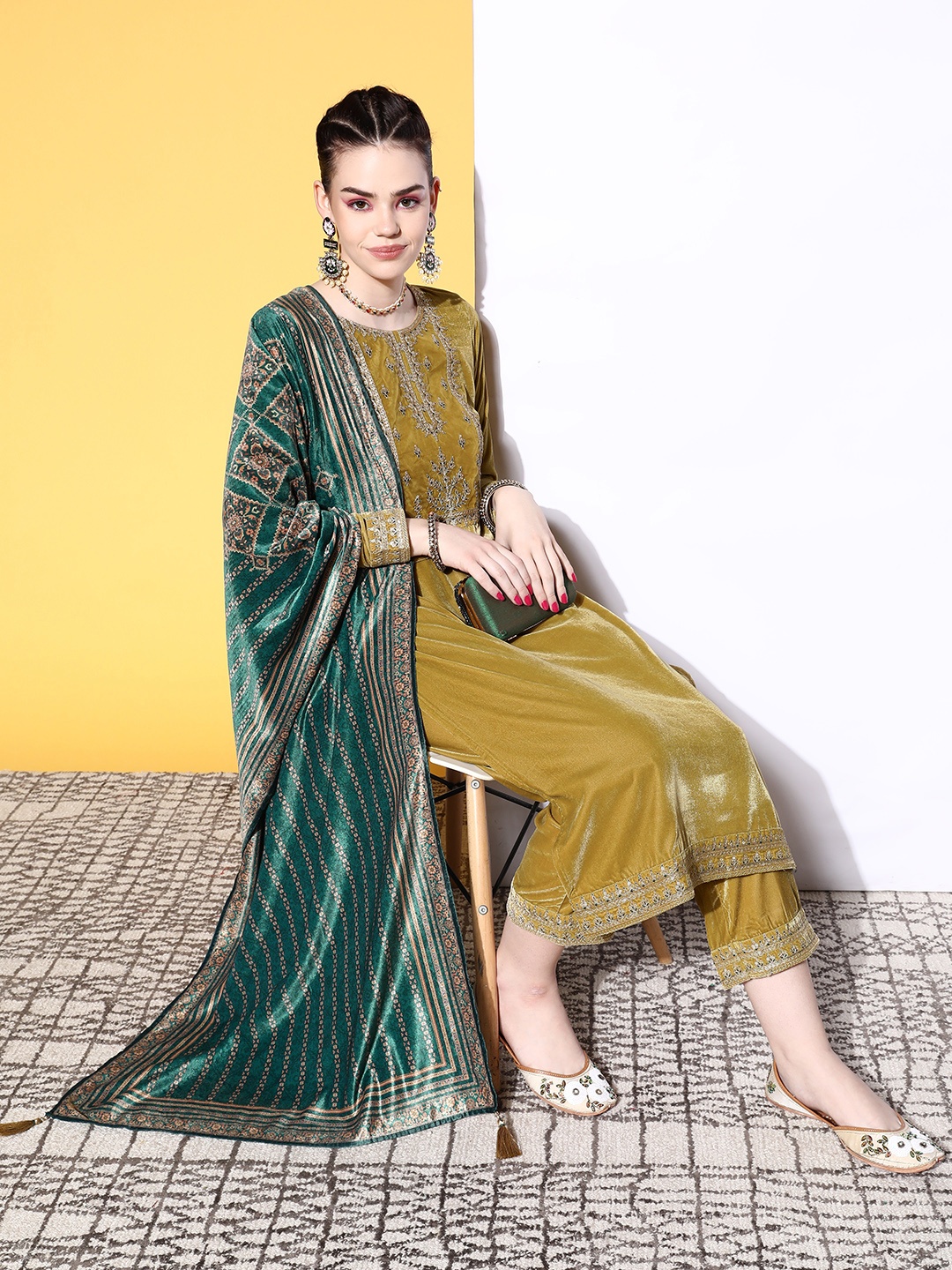 

Libas Women Floral Velvet Kurta Set, Lime green