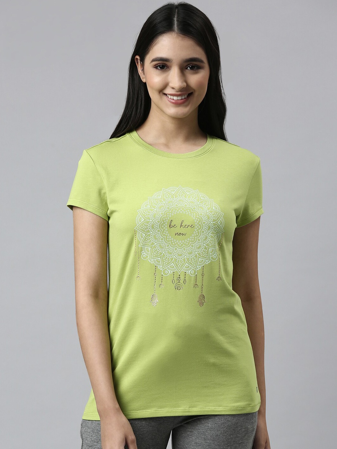 

Enamor Women Green Printed Cotton Lounge Tshirt