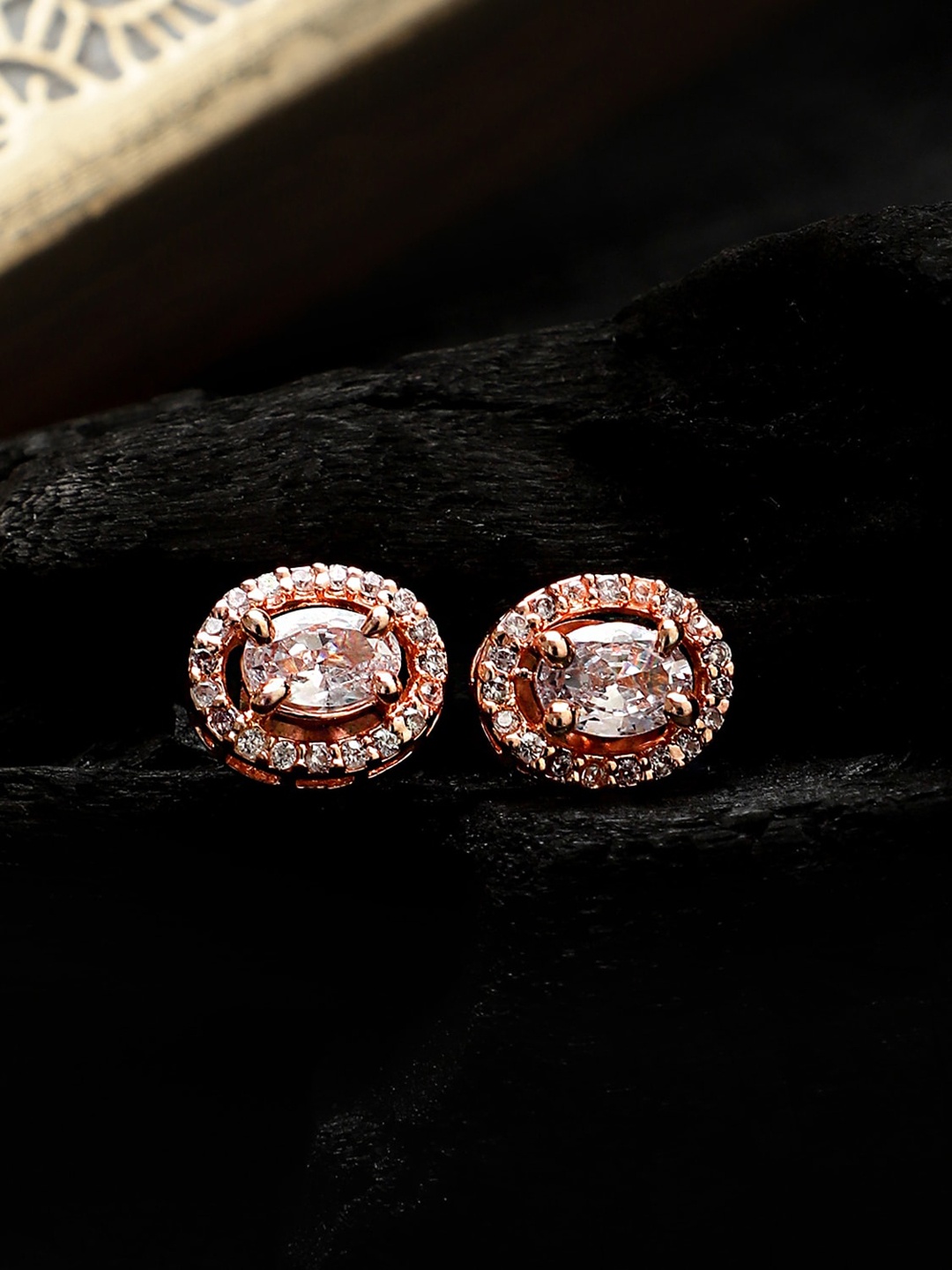 

CARDINAL Rose Gold Circular Studs Earrings