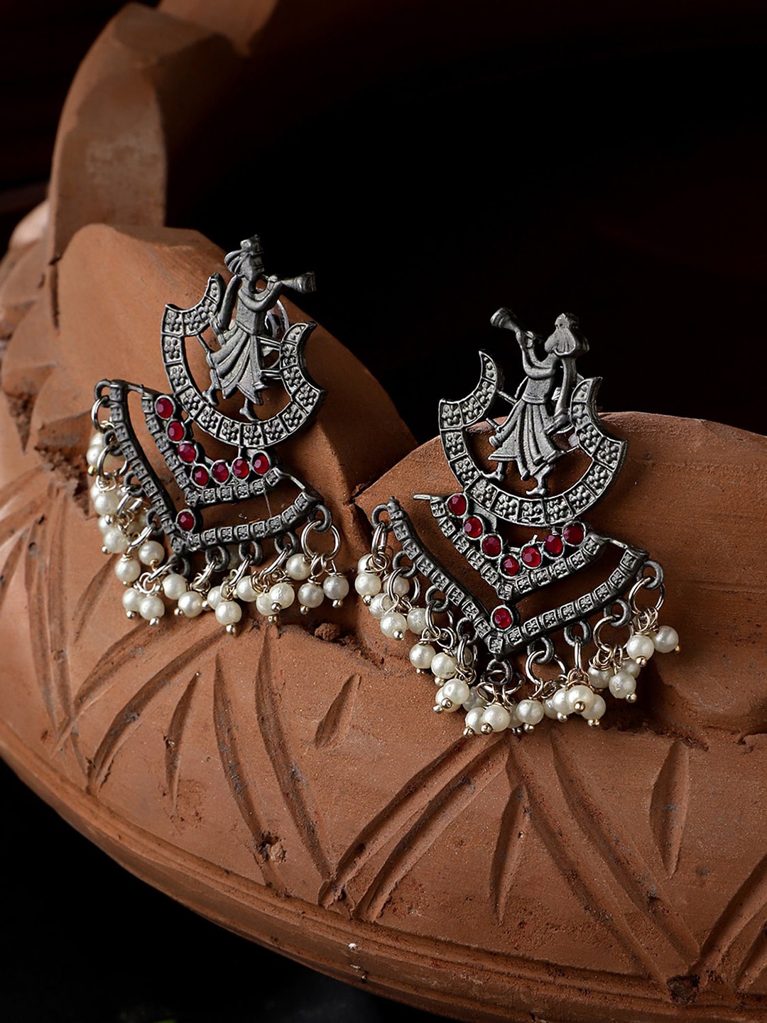 

CARDINAL Silver-Toned Circular Chandbalis Earrings