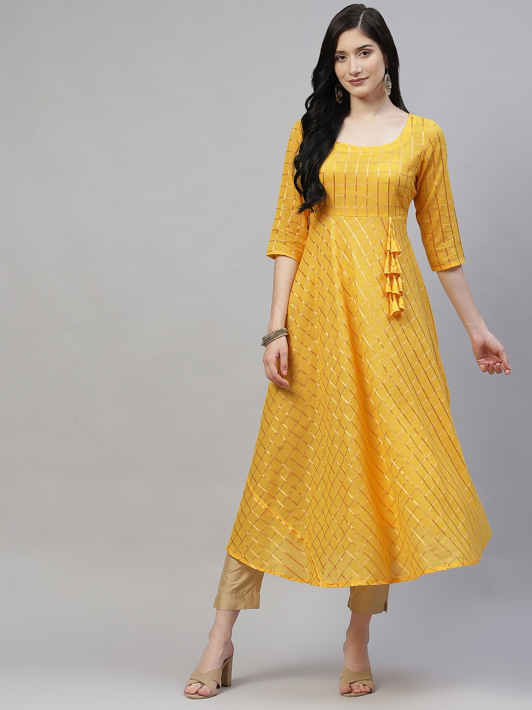

MBE Women Yellow Solid Kurta