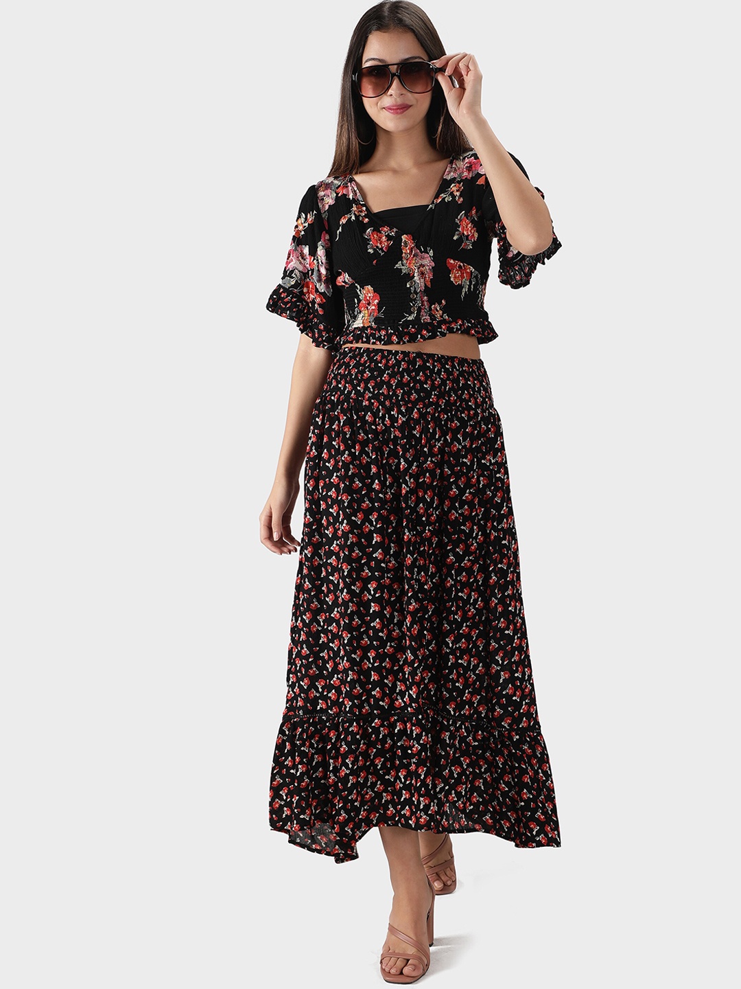 

DEBONATELLA Women Black Floral Printed Co-Ords