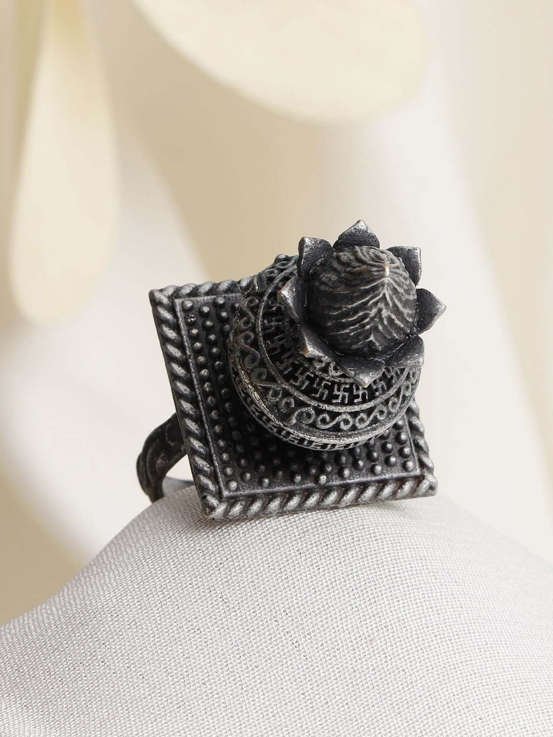 

Moedbuille Silver-Plated Metallic Temple Design Oxidised Antique Finger Ring