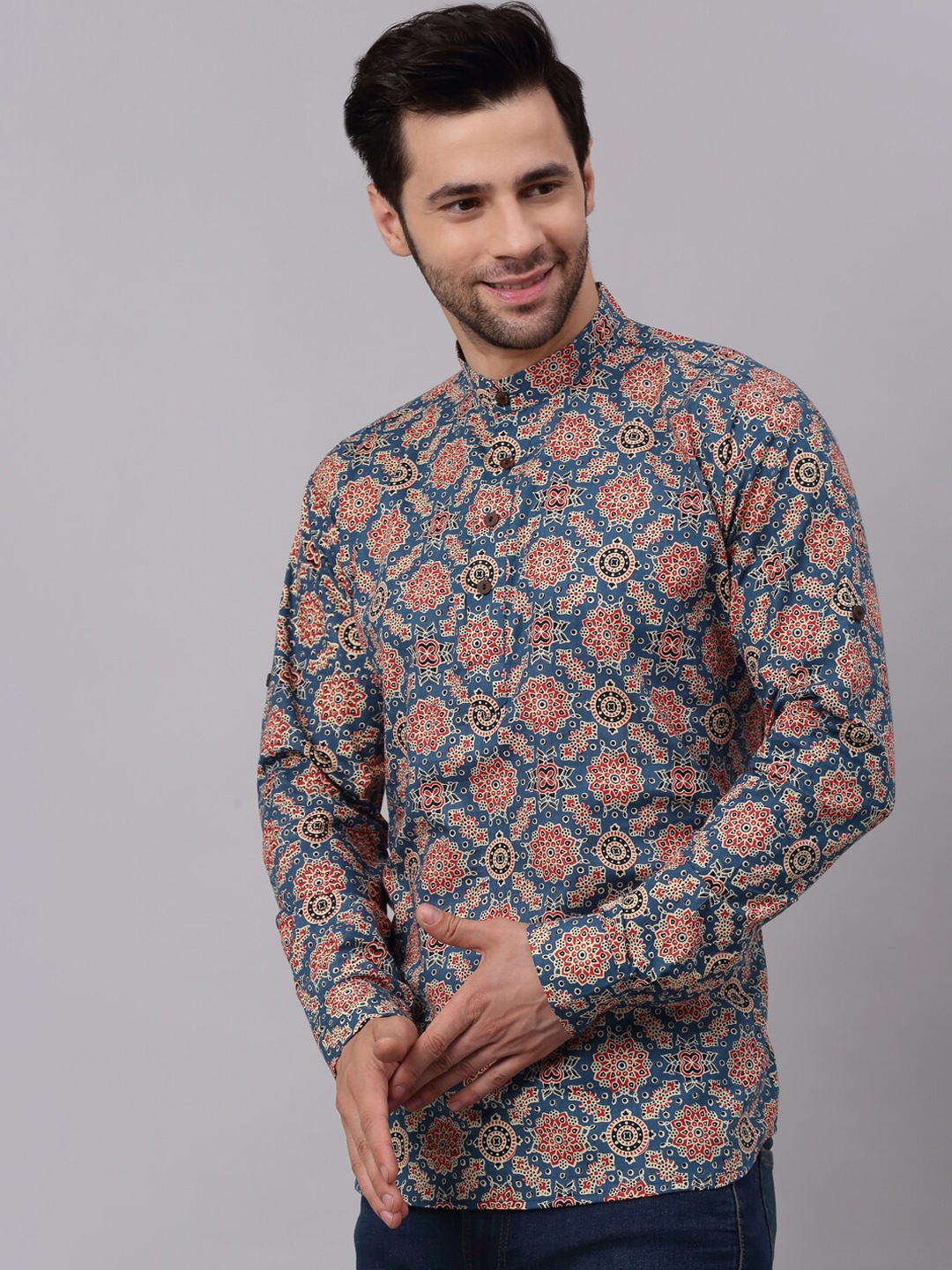 

NEUDIS Men Blue Ethnic Motifs Printed Kurta