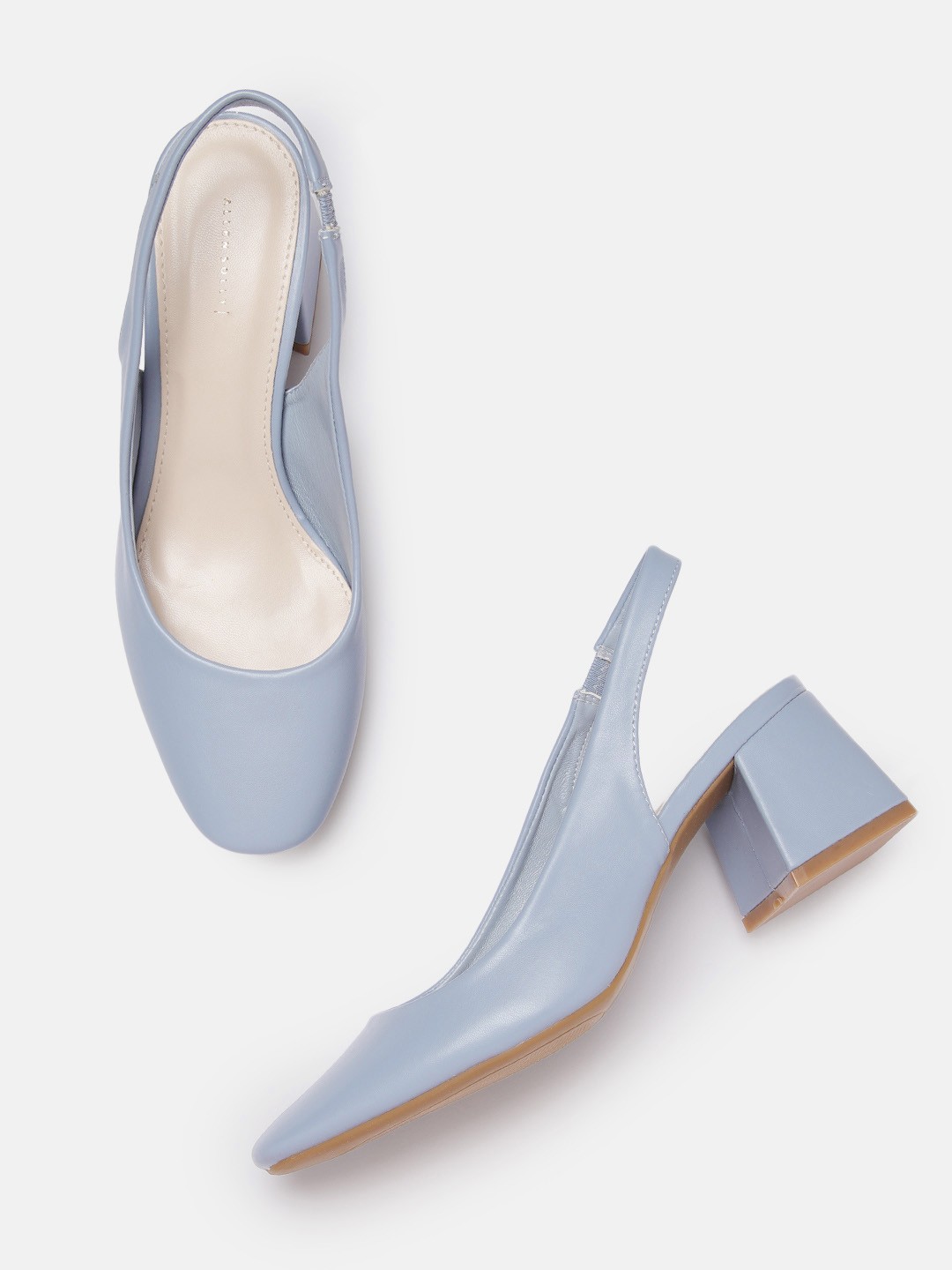 

Allen Solly Blue Solid Pumps