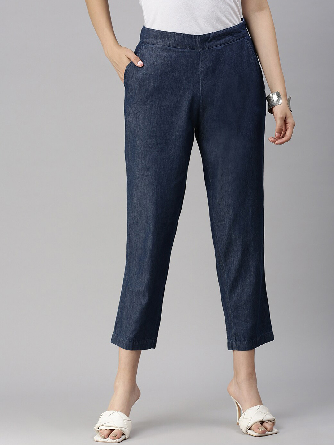 

De Moza Women Blue Straight Fit Trouser