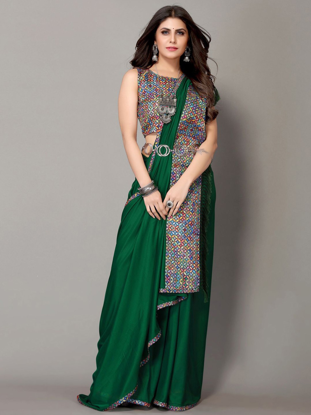 

KALINI Green & Blue Digital Border Saree